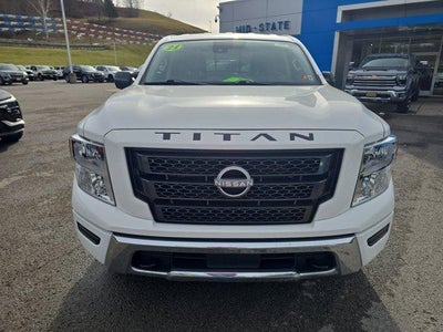 2023 Nissan Titan SV
