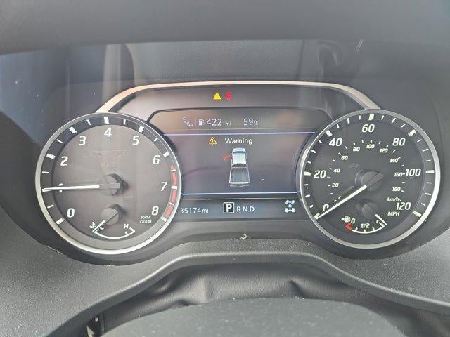 2023 Nissan Titan SV