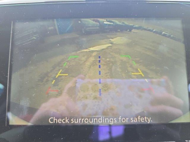 2023 Nissan Titan SV