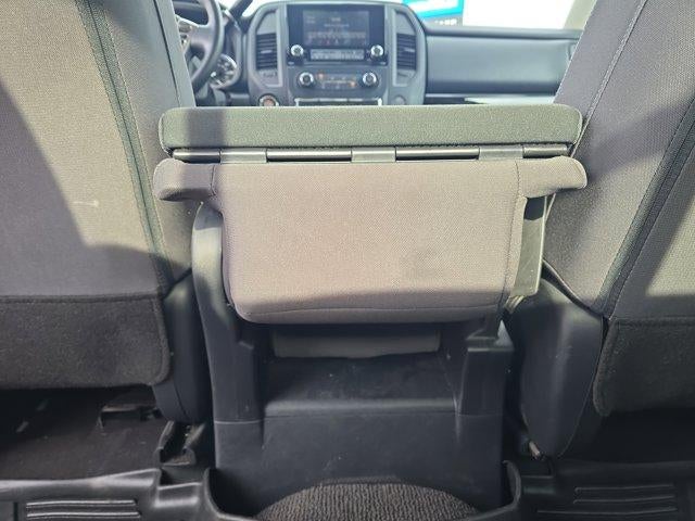 2023 Nissan Titan SV