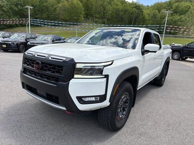 2025 Nissan Frontier Crew Cab PRO-4X 4x4