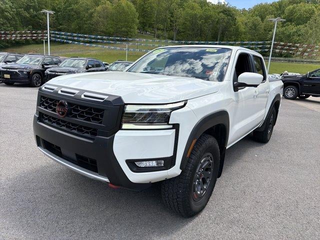 2025 Nissan Frontier Crew Cab PRO-4X 4x4