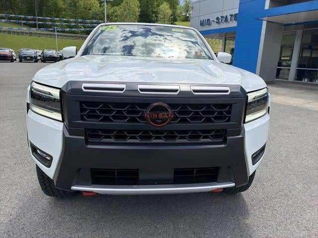 2025 Nissan Frontier Crew Cab PRO-4X 4x4