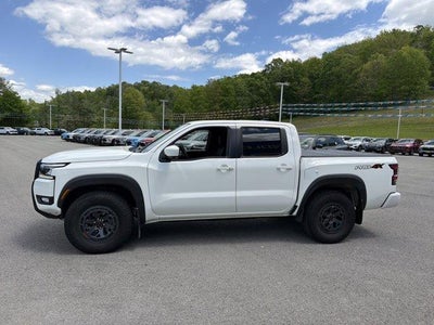2025 Nissan Frontier Crew Cab PRO-4X 4x4