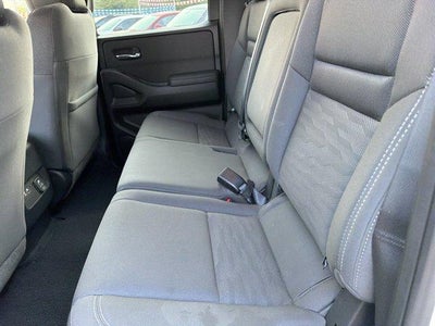 2024 Nissan Frontier Crew Cab SV 4x4