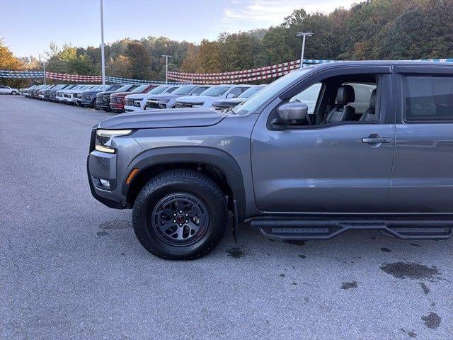 2025 Nissan Frontier Crew Cab Long Bed PRO-4X 4x4