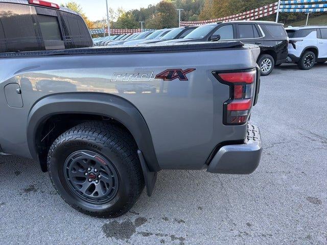 2025 Nissan Frontier Crew Cab Long Bed PRO-4X 4x4