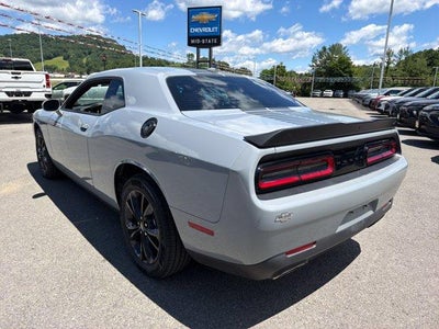 2020 Dodge Challenger SXT AWD