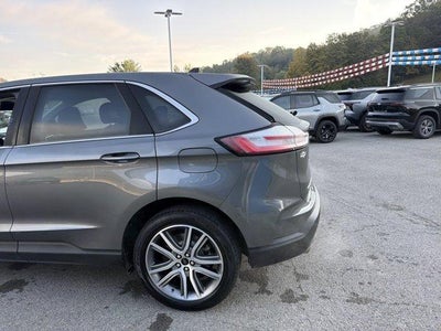 2023 Ford Edge Titanium