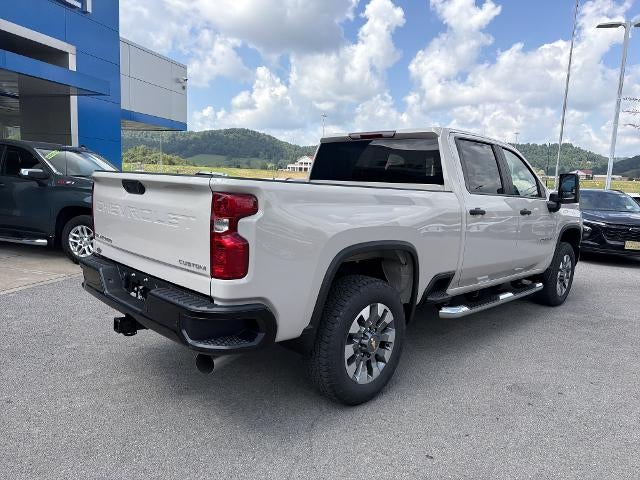 2026 Chevrolet Silverado 2500 HD Custom - Photo 4