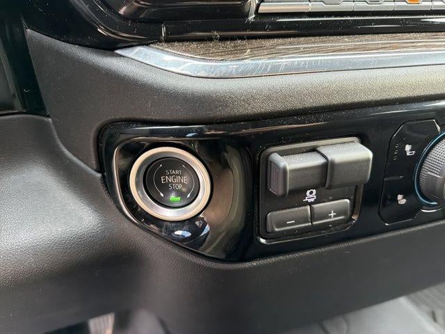 2025 Chevrolet Silverado 3500 HD LT