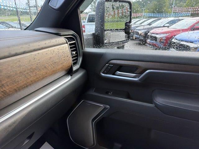 2026 Chevrolet Silverado 3500 HD High Country