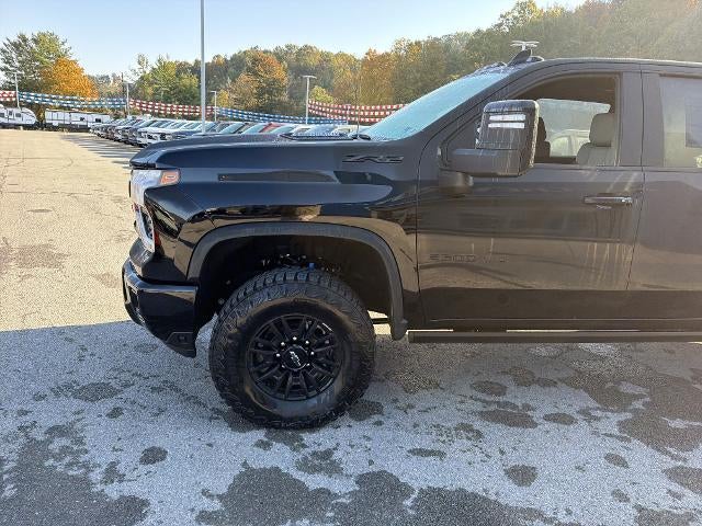 2026 Chevrolet Silverado 2500 HD ZR2 - Photo 11
