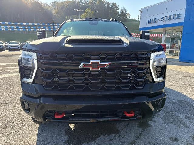 2026 Chevrolet Silverado 2500 HD ZR2 - Photo 13