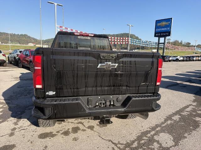 2026 Chevrolet Silverado 2500 HD ZR2 - Photo 6