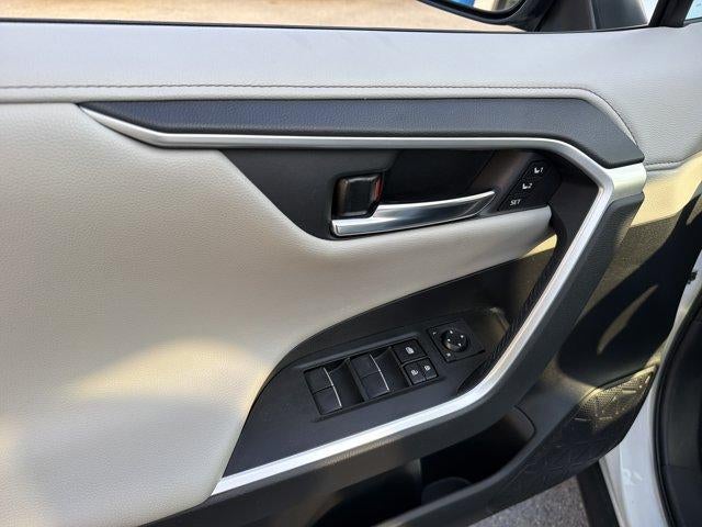 2020 Toyota RAV4 Limited