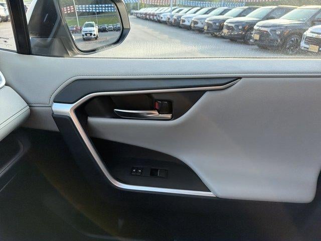 2020 Toyota RAV4 Limited