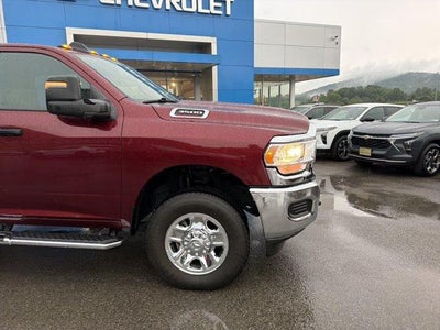 2024 RAM 3500 Tradesman Crew Cab 4x4 6'4" Box