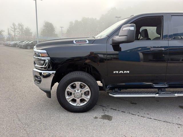 2026 RAM 2500 Big Horn Crew Cab 4x4 6'4" Box