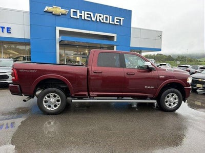 2022 RAM 2500 Laramie Crew Cab 4x4 6'4" Box