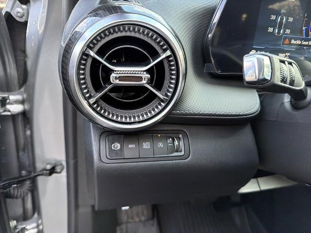2027 Chevrolet Equinox LT - Photo 17
