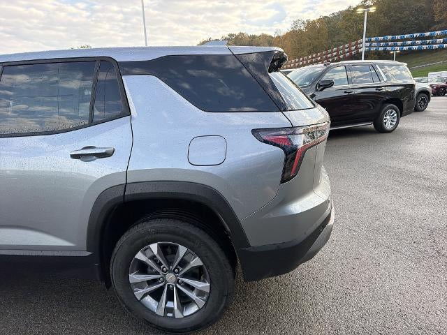 2027 Chevrolet Equinox LT - Photo 7
