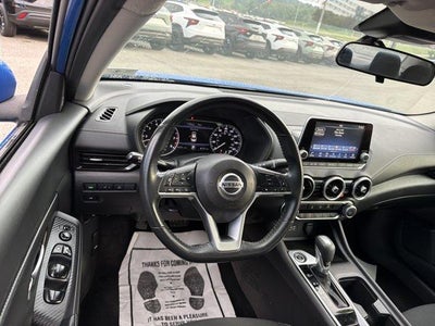 2022 Nissan Sentra SV Xtronic CVT