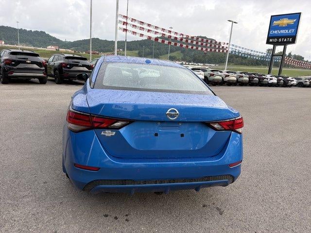 2022 Nissan Sentra SV Xtronic CVT