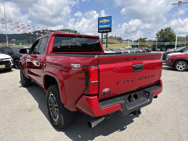 2026 Toyota Tacoma 4WD SR5
