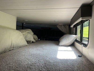 2024 KEYSTONE 39FLFT WHITE