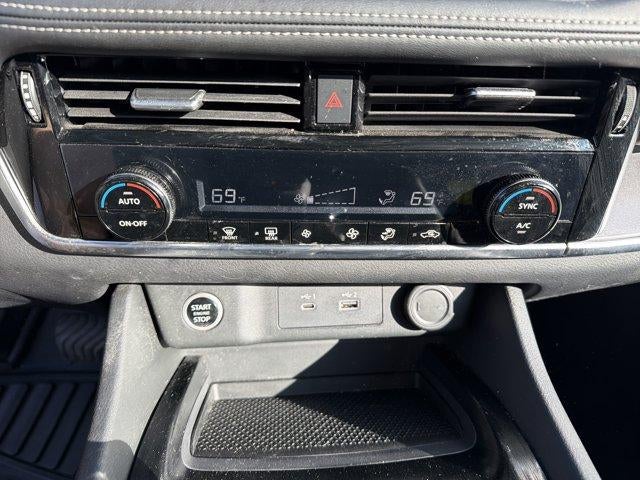 2022 Nissan Rogue SV Intelligent AWD