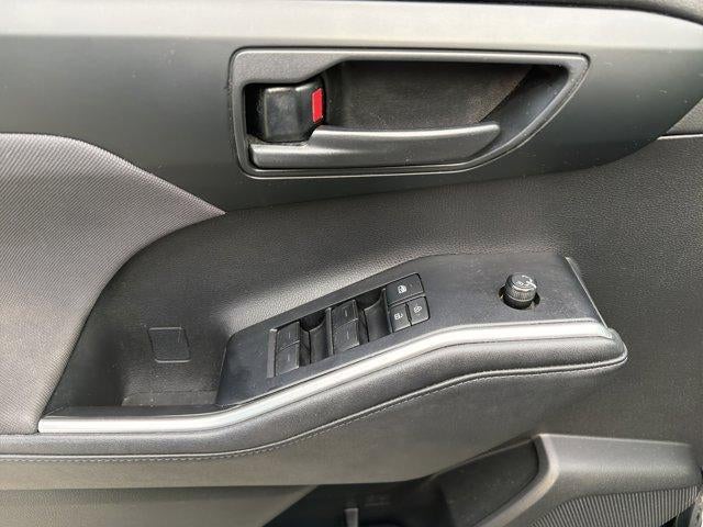 2020 Toyota Highlander L