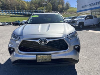 2022 Toyota Highlander XLE