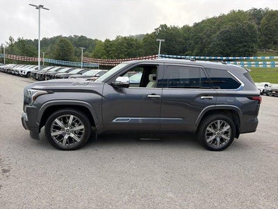 2023 Toyota Sequoia SR5