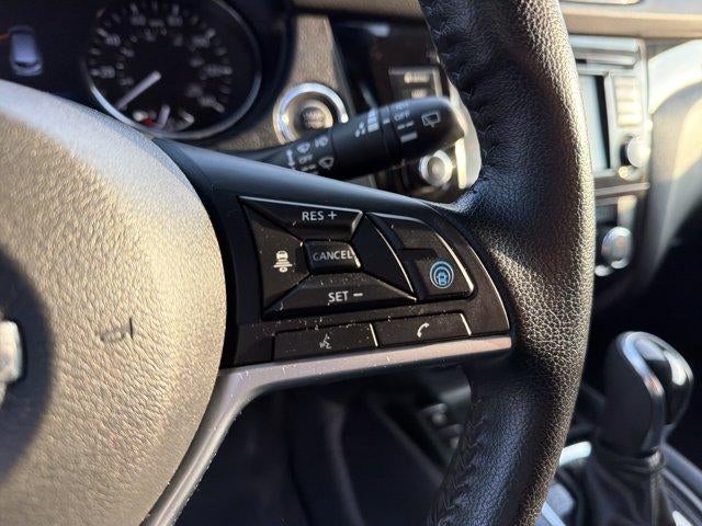 2022 Nissan Rogue Sport SL AWD Xtronic CVT