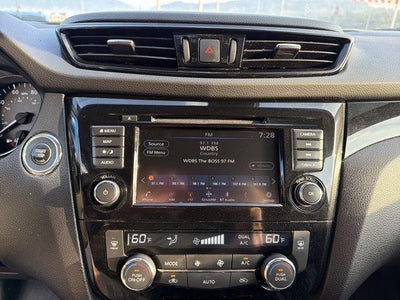 2022 Nissan Rogue Sport SL AWD Xtronic CVT