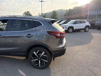 2022 Nissan Rogue Sport SL AWD Xtronic CVT