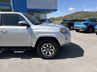 2024 Toyota 4Runner TRD Off Road