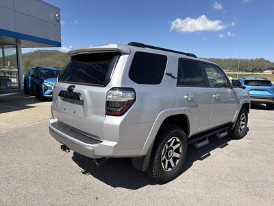 2024 Toyota 4Runner TRD Off Road