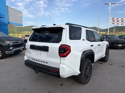 2025 Toyota 4Runner SR5