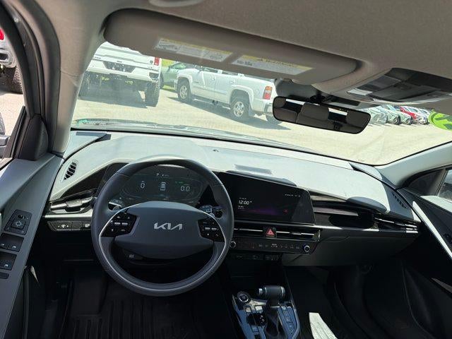 2024 Kia Niro EX