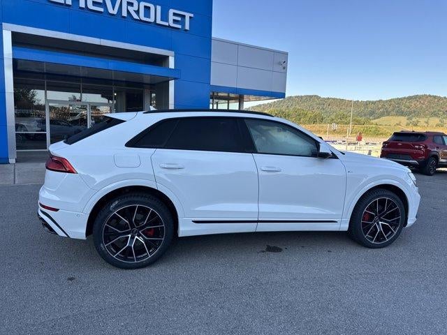 2023 Audi Q8 Premium Plus