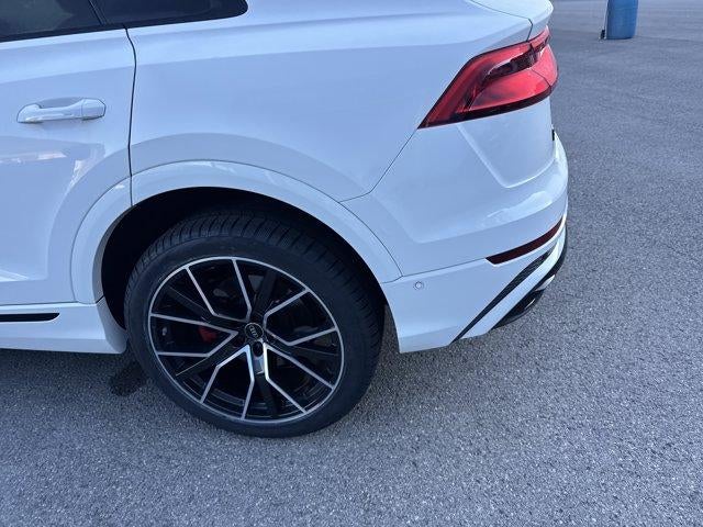 2023 Audi Q8 Premium Plus
