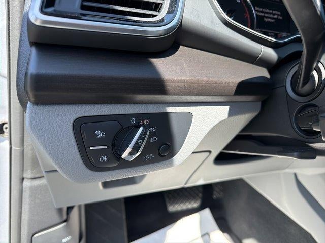 2023 Audi Q5 S line Premium