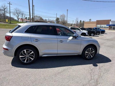 2023 Audi Q5 S line Premium