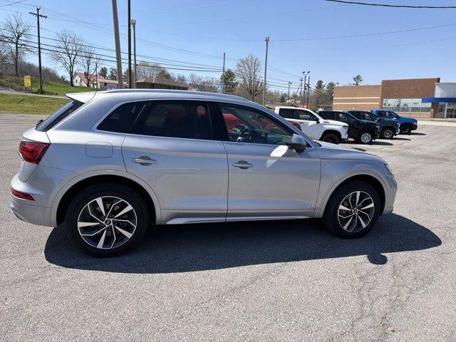 2023 Audi Q5 S line Premium